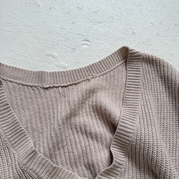 Beige Oversized V Neck Knit Sweater, Size Large XL - Picture 4 of 6